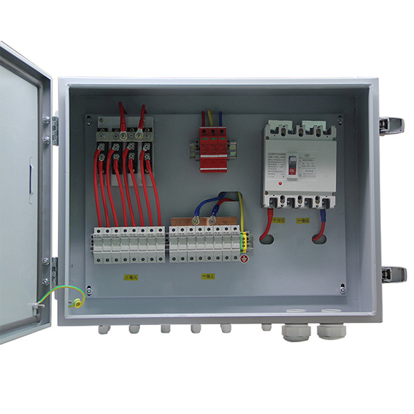 Boîte de combinateur de chaîne de tableau de système solaire DC